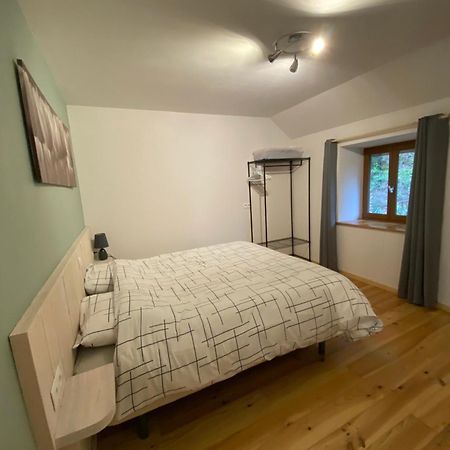 Veyrinas 43 Bed & Breakfast Saint-Yrieix-la-Perche Eksteriør bilde