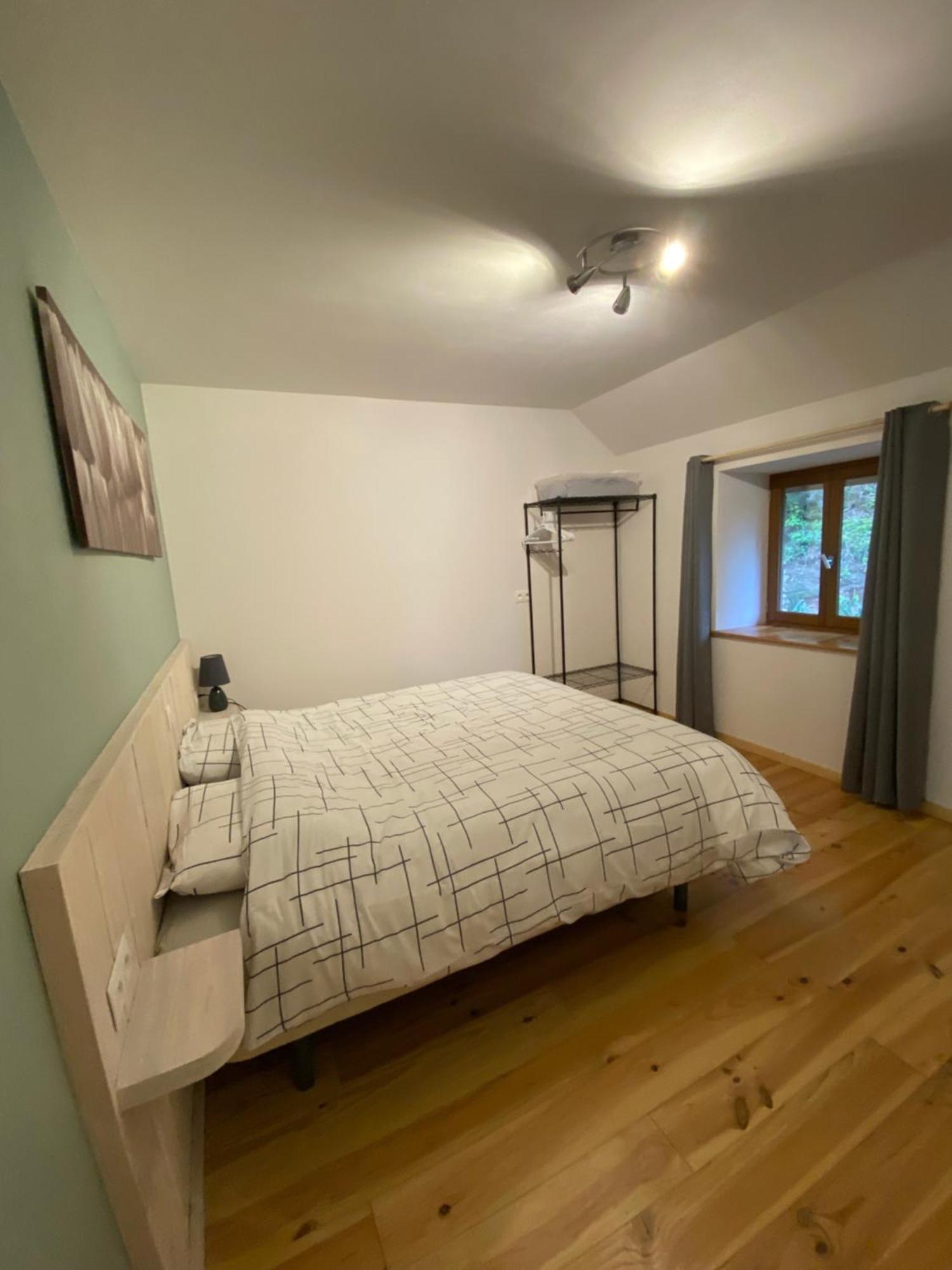 Veyrinas 43 Bed & Breakfast Saint-Yrieix-la-Perche Eksteriør bilde